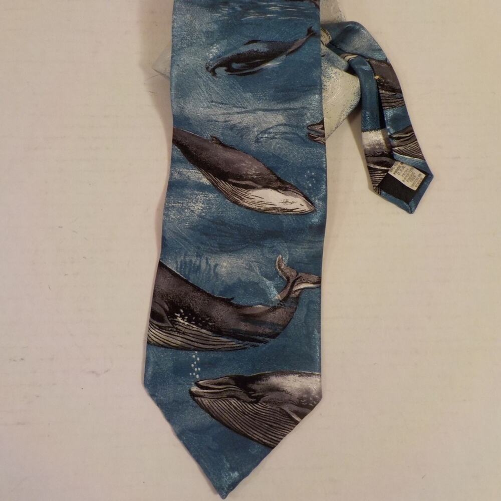 Vintage Reed St James Blue NecK Tie Gray Whales Ocean Sky Pattern Polyester USA